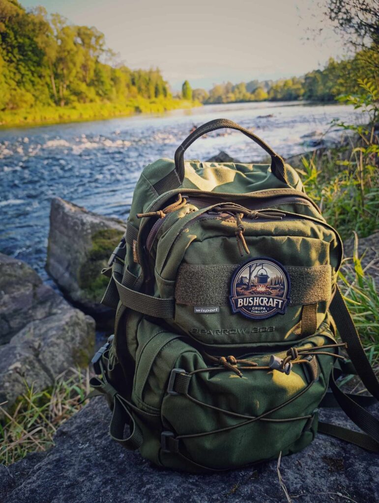 Naszywki z rzepem tematyka: bushcraft